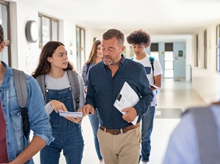 Jean Monnet Politika Münazaraları (Eğitim ve Öğretimin Diğer Alanlarında)